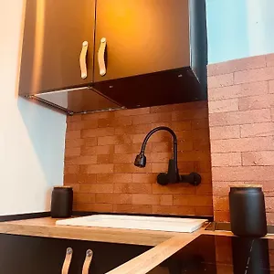 Trevi Industrial C Apartamento Milán